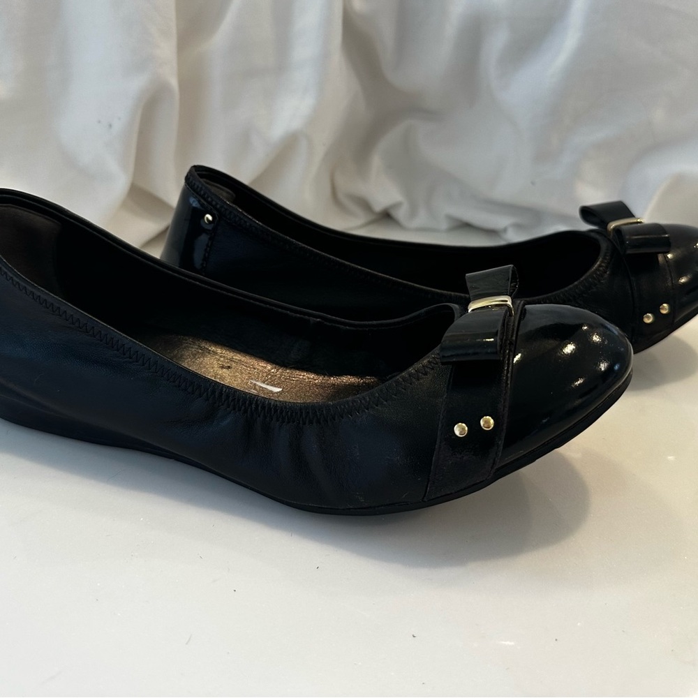 Elegant Black Women's Flats